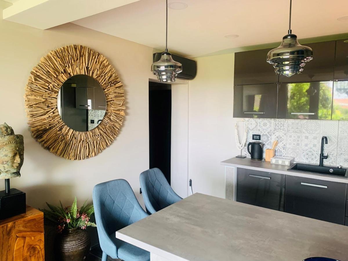 Luxury Pool Central Makarska Apartment By Maryn Ngoại thất bức ảnh